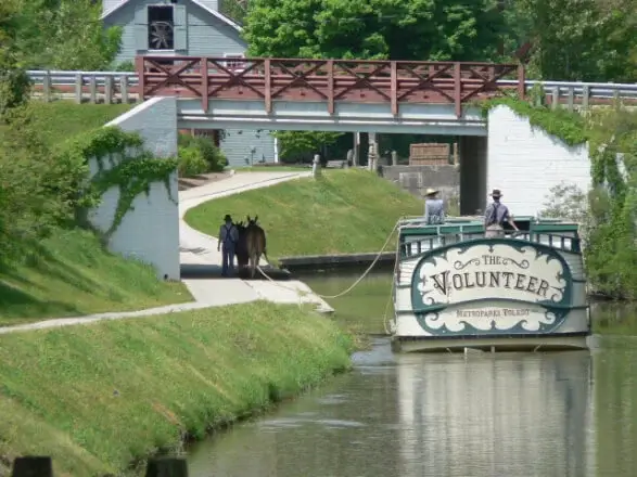 Rear view of 'The Volunteer' a mule drawn canal boat floating down the Miami and Erie Canal located in Providence, Ohio